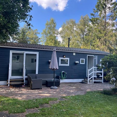 Modern Chalet In De Bossen Van De Veluwe 伊皮 外观 照片
